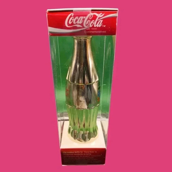 Coca-Cola 1994 world cup U.S.A commemorative bottle 7.5 tall soccer - Picture 4 of 8